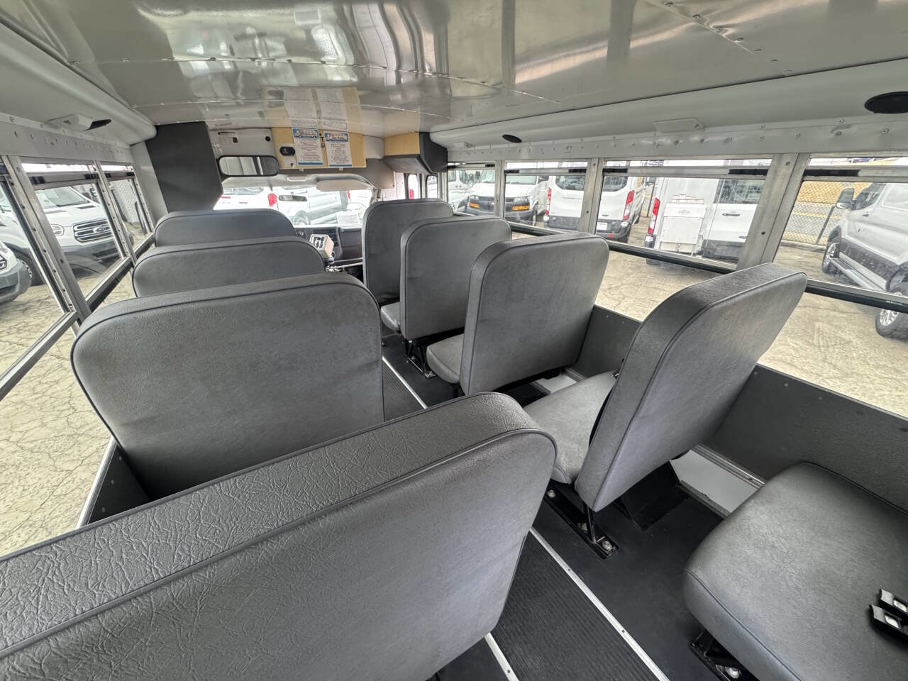 Used 2008 Chevrolet Express 3500 3500 2dr Commercial/Cutaway/Ch w/ School Bus Package image 11