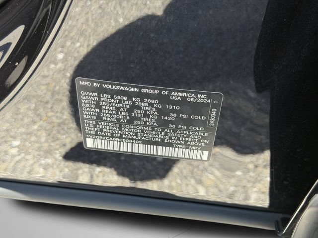 Used 2024 Volkswagen Atlas Peak Edition SEL AWD/4WD image 34