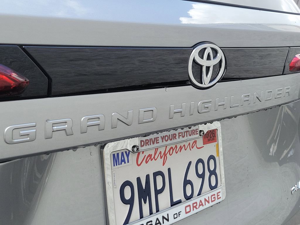 Used 2024 Toyota Grand Highlander Platinum image 21