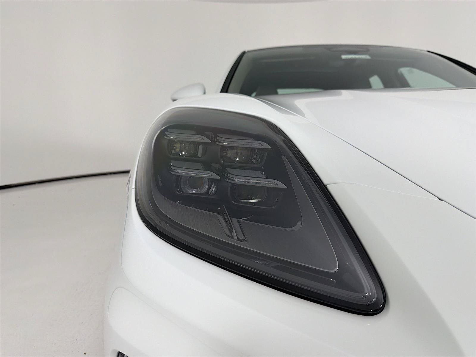 New 2026 Porsche Panamera 4 AWD/4WD image 29