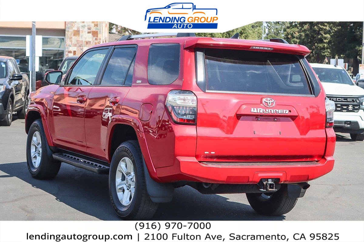 Used 2019 Toyota 4Runner SR5 image 2