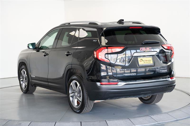 Used 2021 GMC Terrain SLT image 5