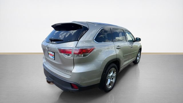 Used 2014 Toyota Highlander Limited Platinum AWD/4WD image 6