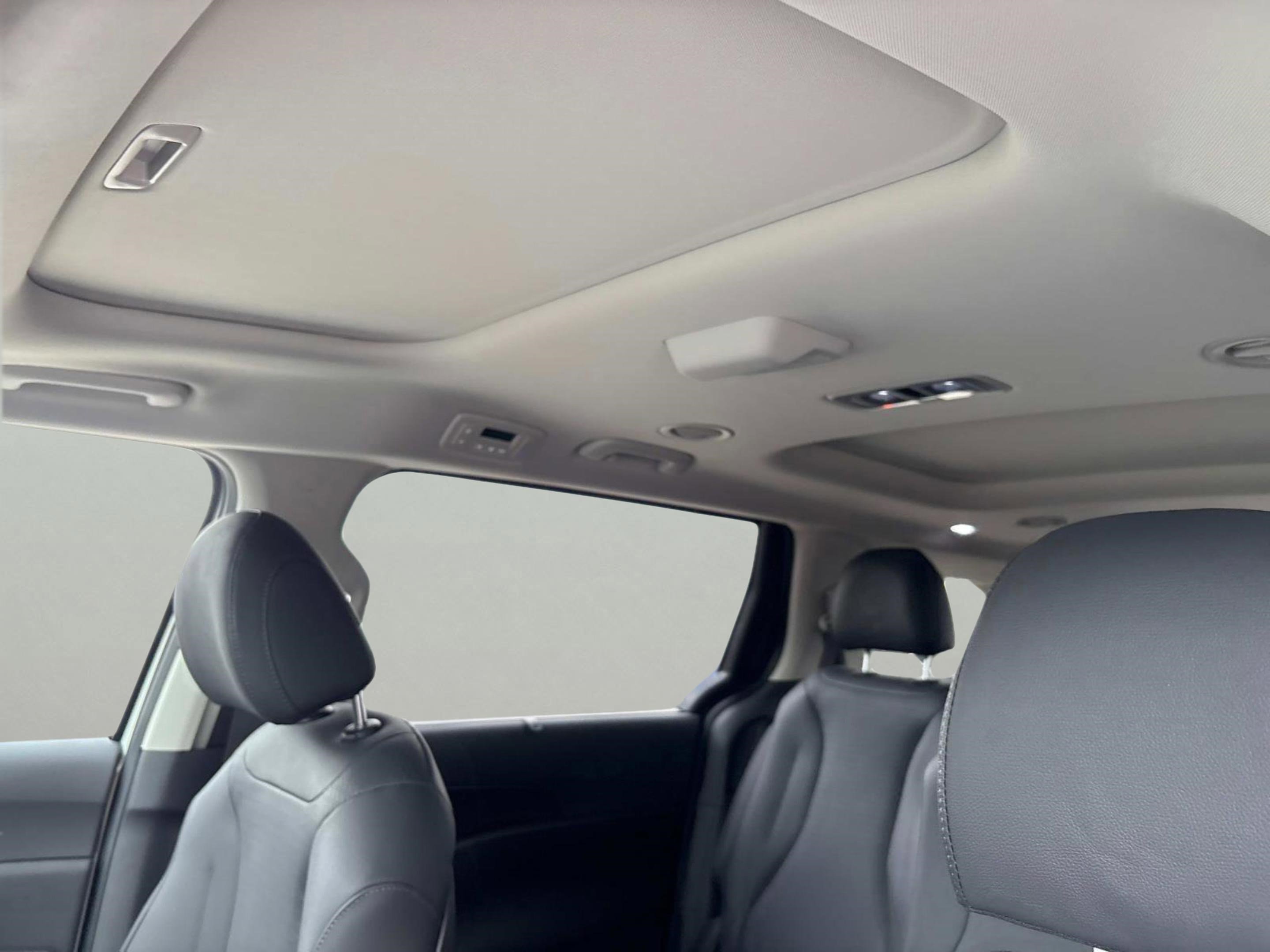 New 2026 Kia Carnival SX Prestige image 24