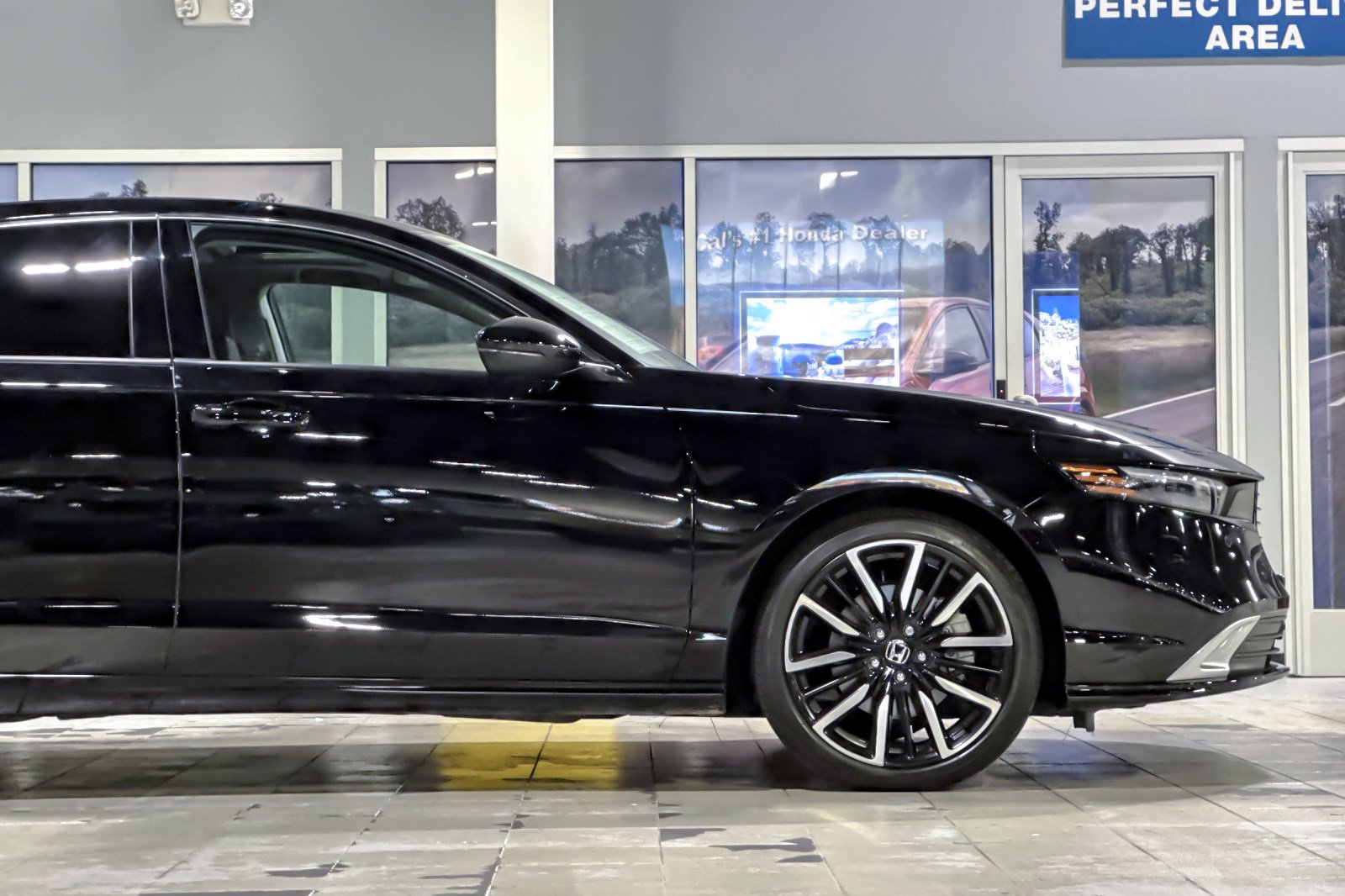 Used 2024 Honda Accord Touring image 35