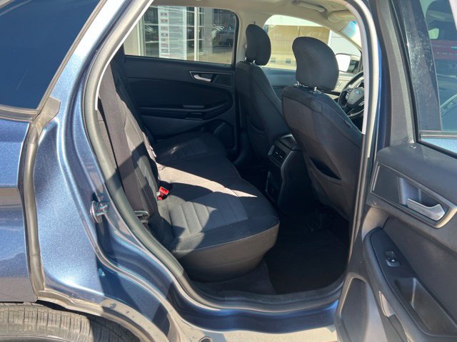 Used 2019 Ford Edge SE FWD image 31