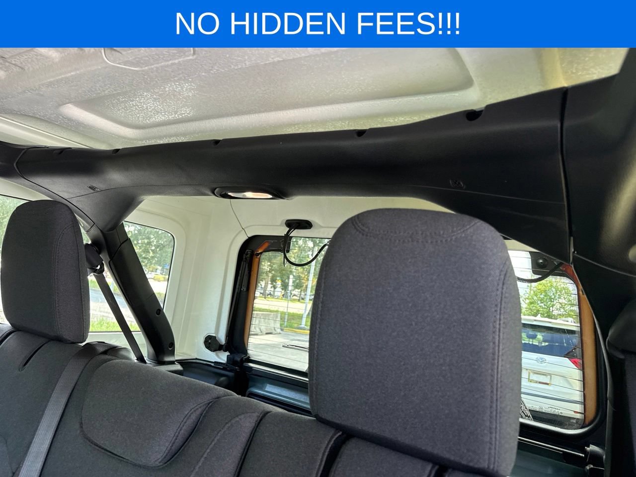 Used 2024 Jeep Wrangler Unlimited Rubicon AWD/4WD image 16