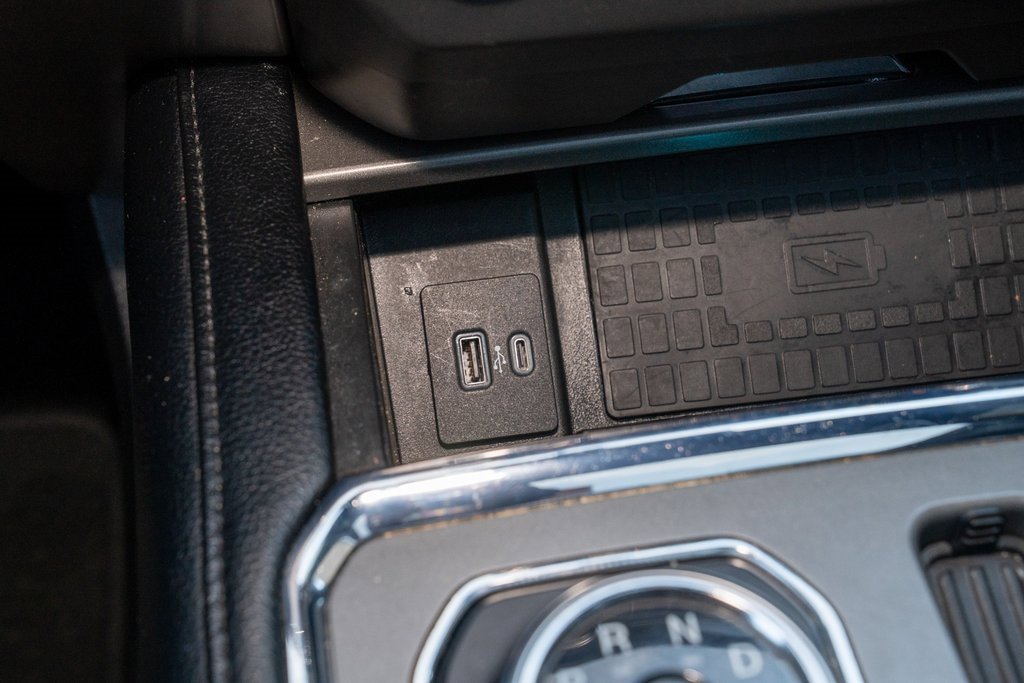 Used 2020 Ford Expedition XLT w/ Equipment Group 202A image 12