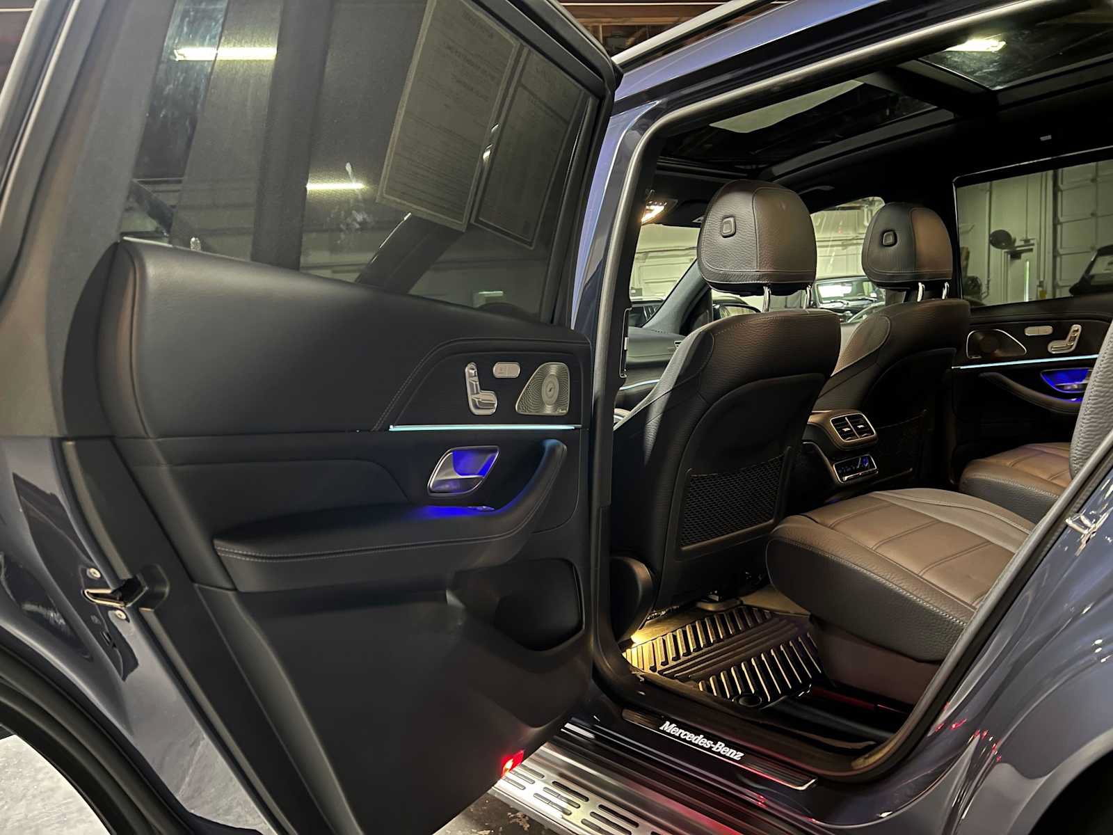 Certified 2025 Mercedes-Benz GLS 450 4MATIC image 18