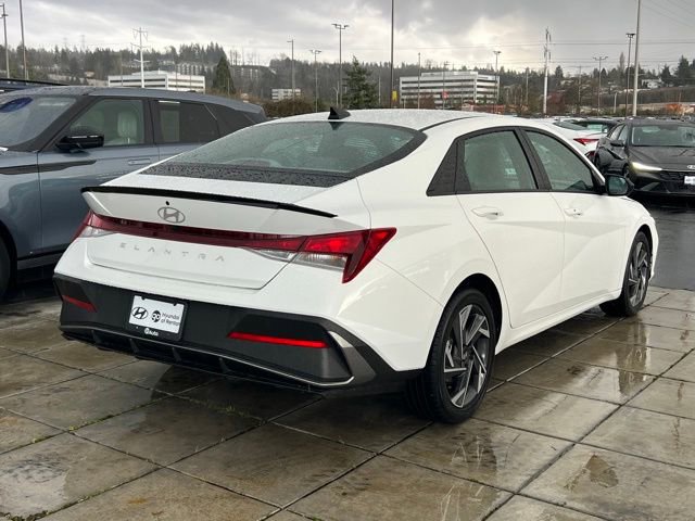 Certified 2025 Hyundai Elantra Sport image 9
