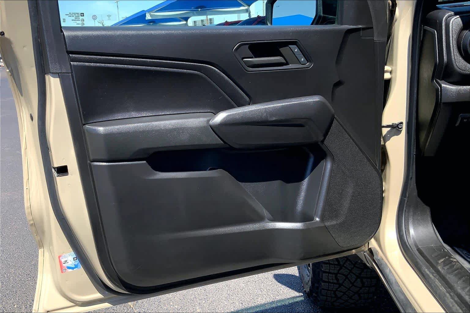 Used 2024 Chevrolet Colorado Trail Boss w/ Technology Package AWD/4WD image 22