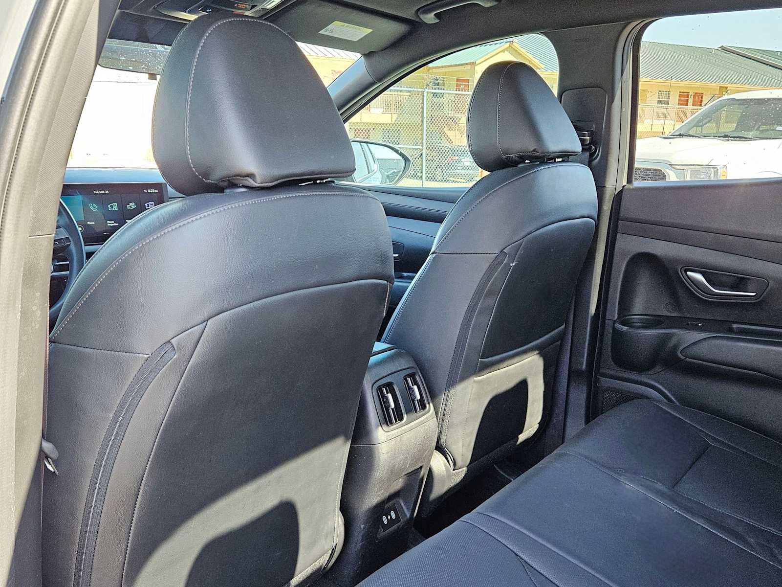 Used 2025 Hyundai Santa Cruz SEL image 12