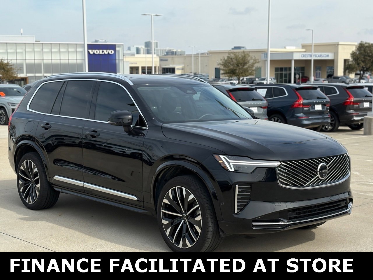 Certified 2025 Volvo XC90 B6 Plus image 5