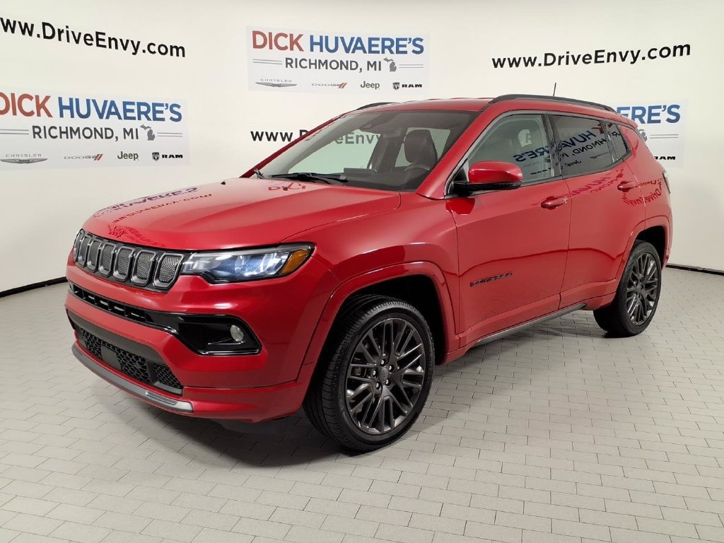 Used 2022 Jeep Compass Limited AWD/4WD image 1