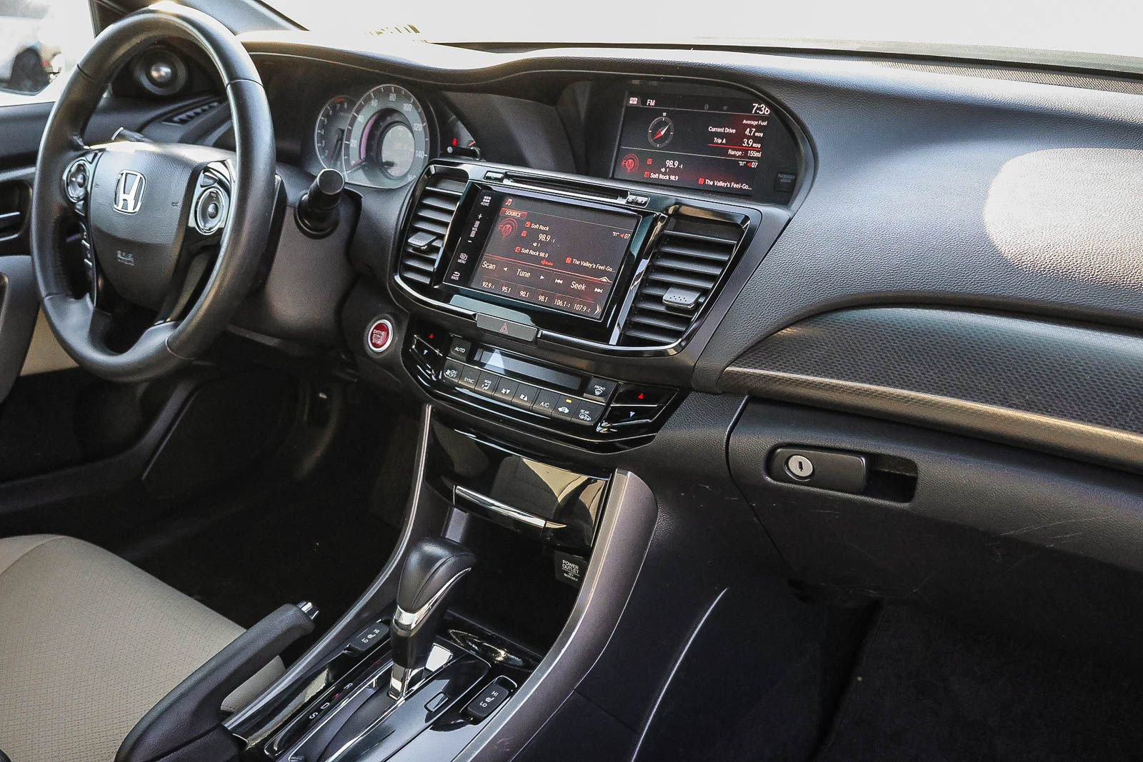 Used 2016 Honda Accord EX-L image 22