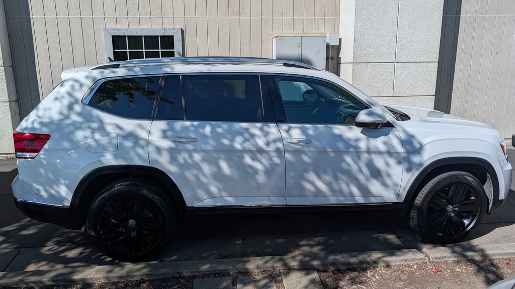 Used 2018 Volkswagen Atlas SEL Premium AWD/4WD image 5