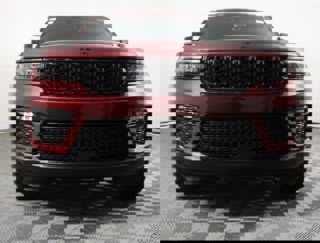 New 2025 Jeep Grand Cherokee Limited w/ Black Appearance Package image 2