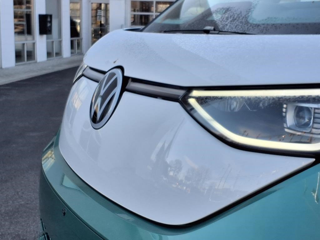 New 2025 Volkswagen ID. Buzz 1st Edition image 19