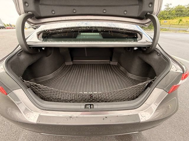 Used 2020 Toyota Camry XSE FWD image 18
