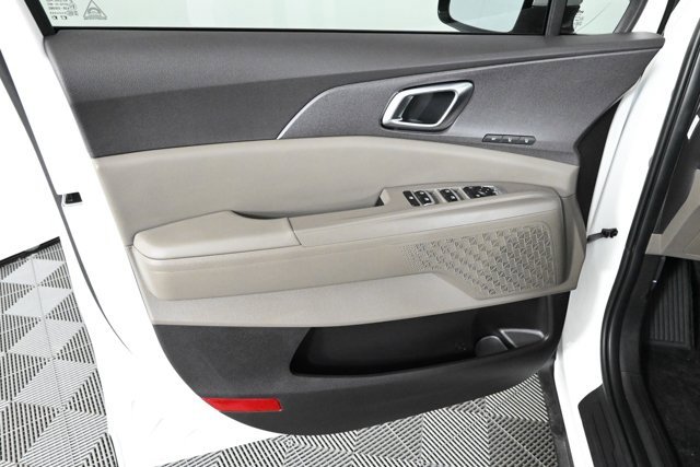 New 2026 Kia Carnival EX image 19