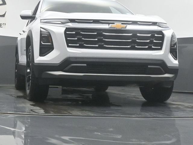 New 2026 Chevrolet Equinox LT image 3