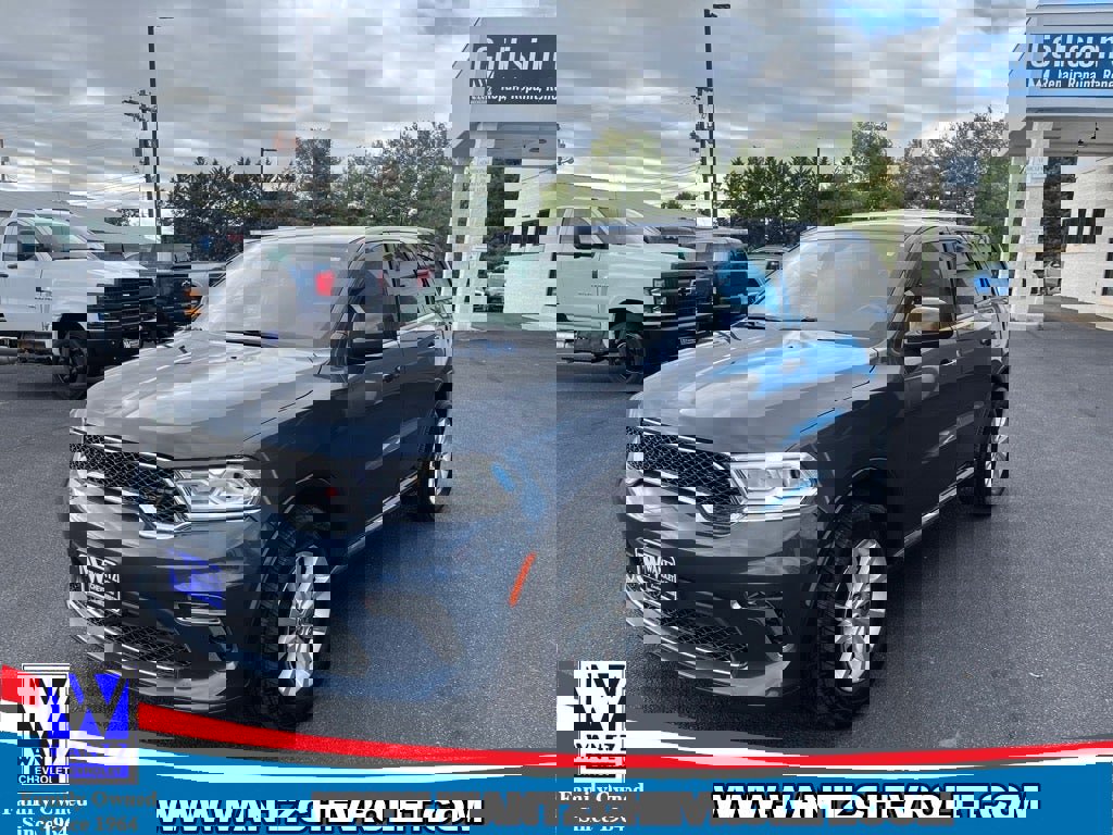 Used 2021 Dodge Durango SXT image 2