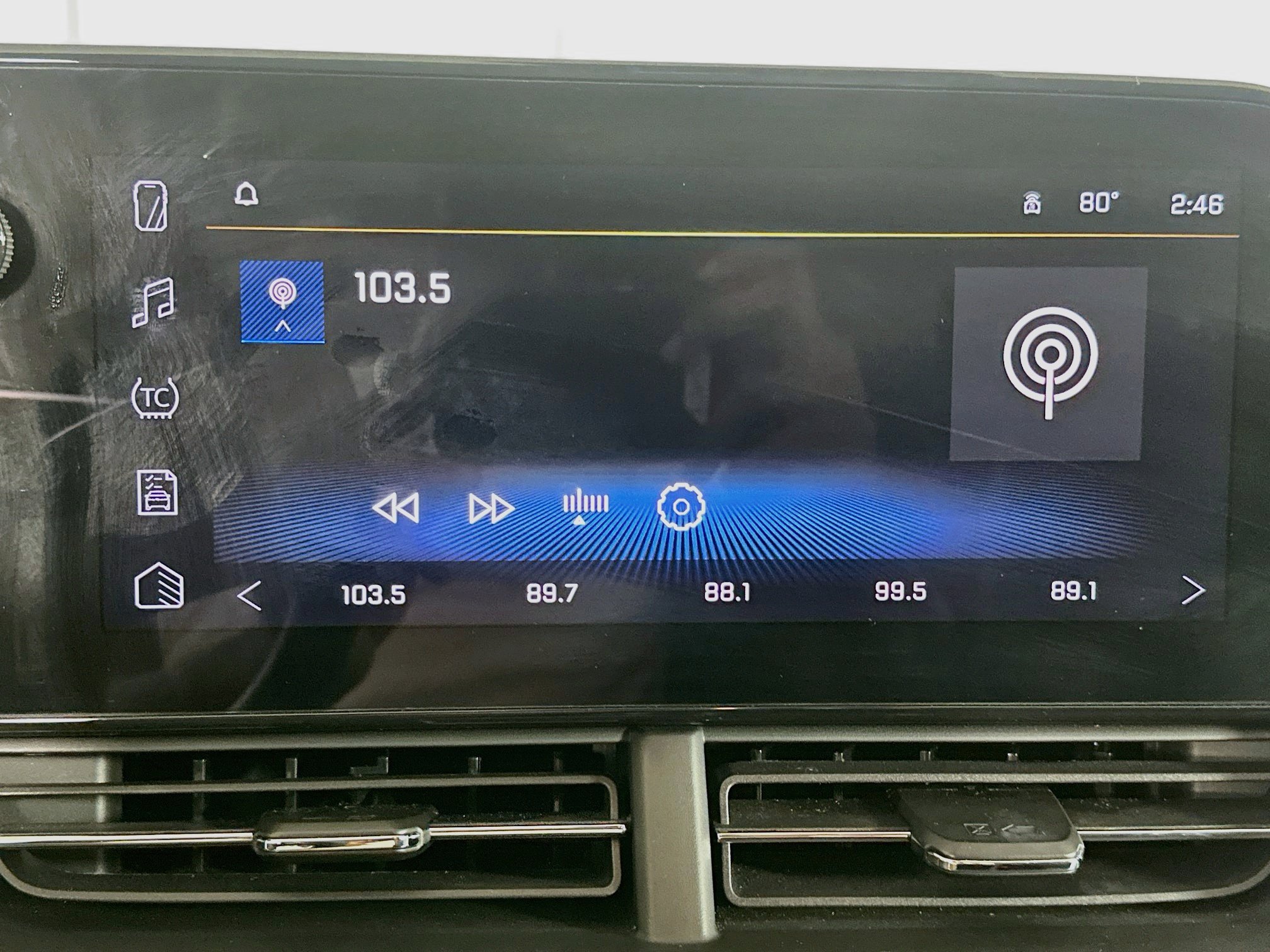 Used 2026 Chevrolet Trax LT FWD image 19