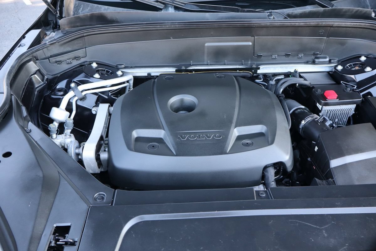 Used 2020 Volvo XC90 T5 Momentum AWD/4WD image 41