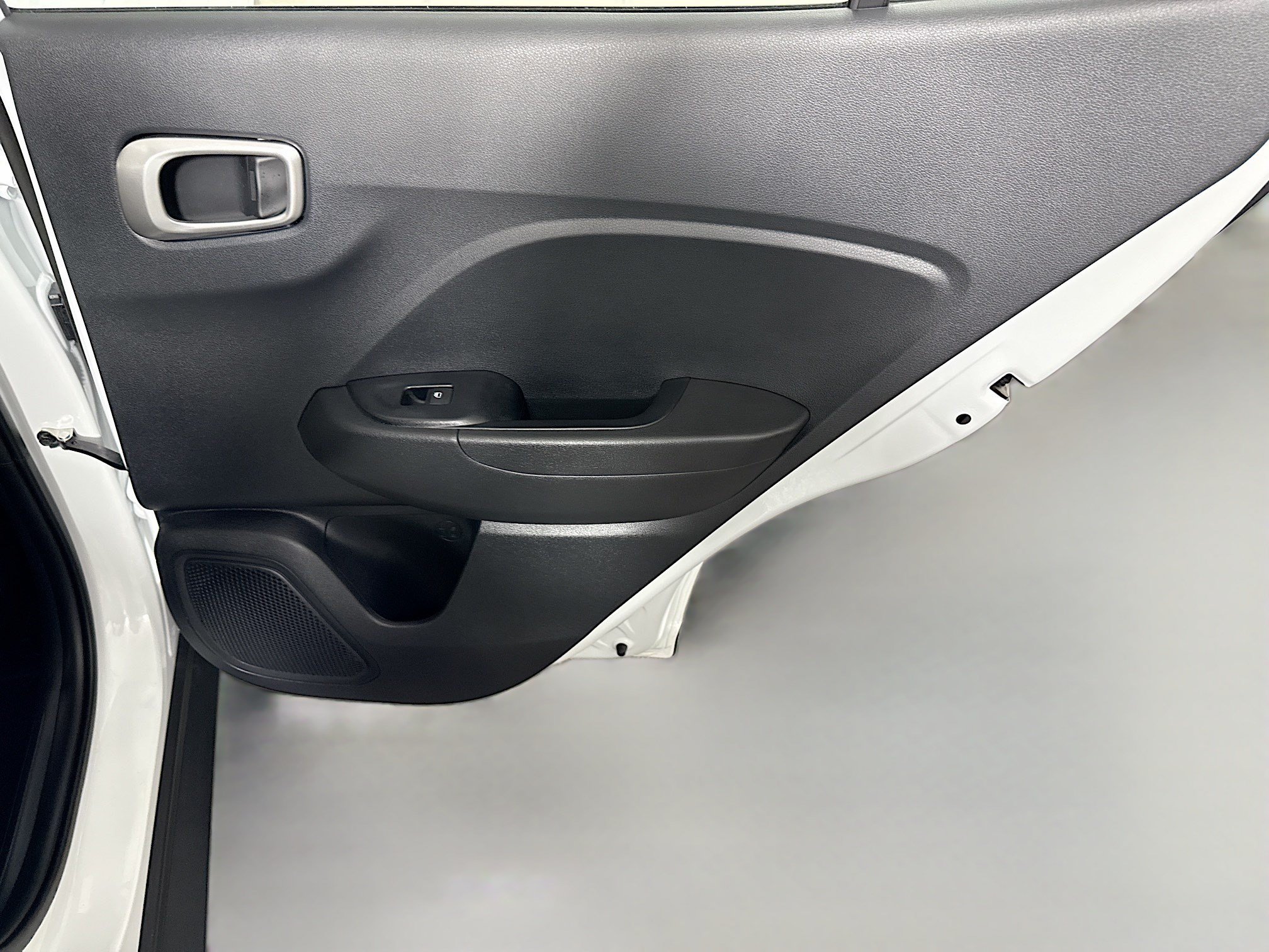 Used 2026 Hyundai Venue SEL FWD image 28