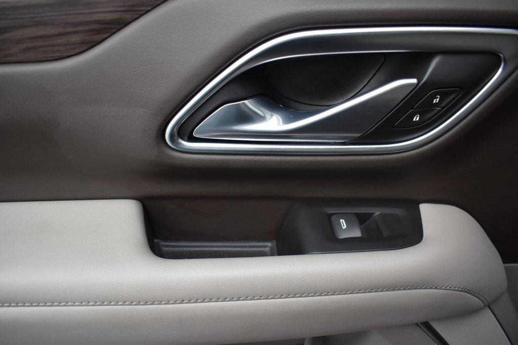 Used 2021 Chevrolet Tahoe Z71 w/ Luxury Package image 13