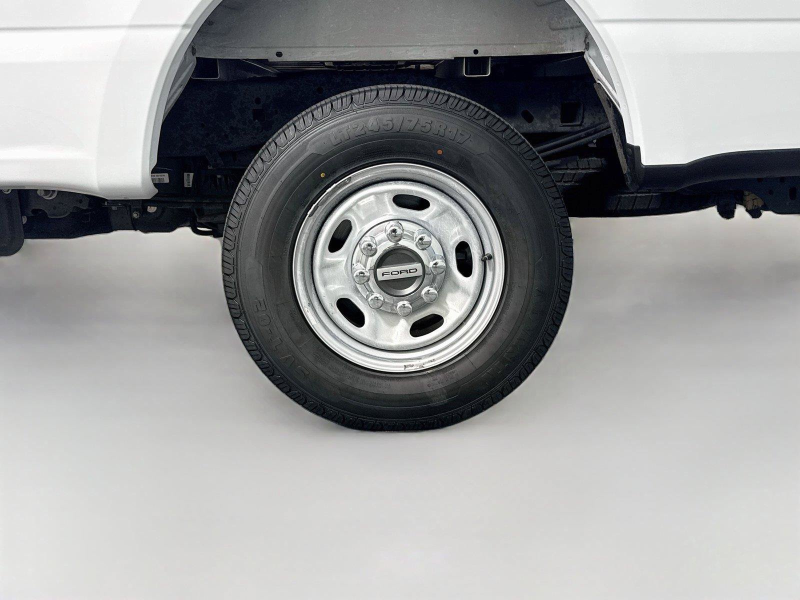 Used 2024 Ford F250 XL w/ XL Chrome Package AWD/4WD image 32