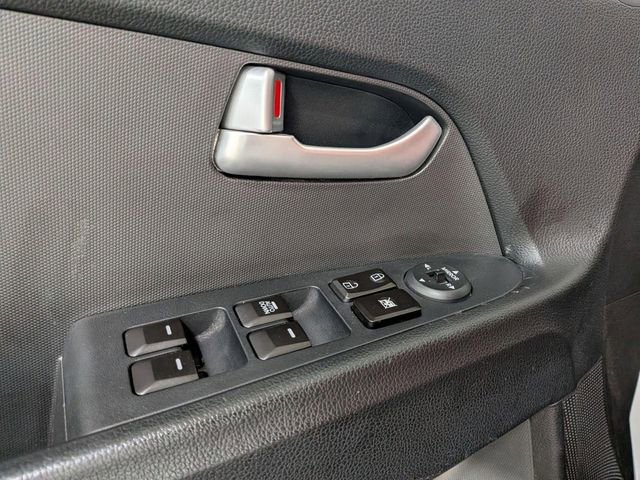 Used 2013 Kia Sportage LX image 14