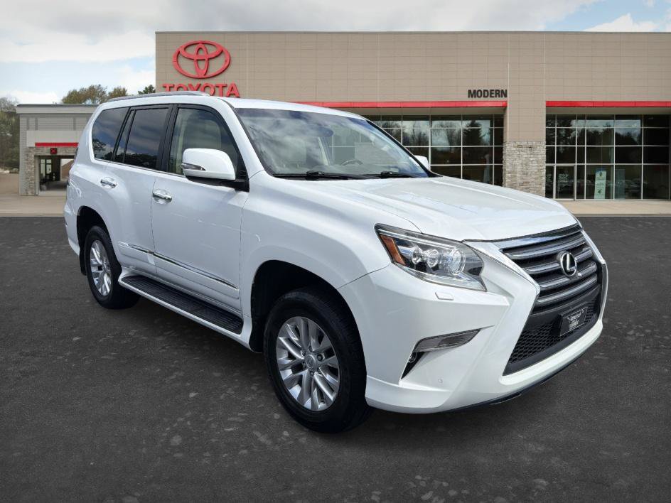 Used 2017 Lexus GX 460 Premium w/ Premium Package AWD/4WD image 3