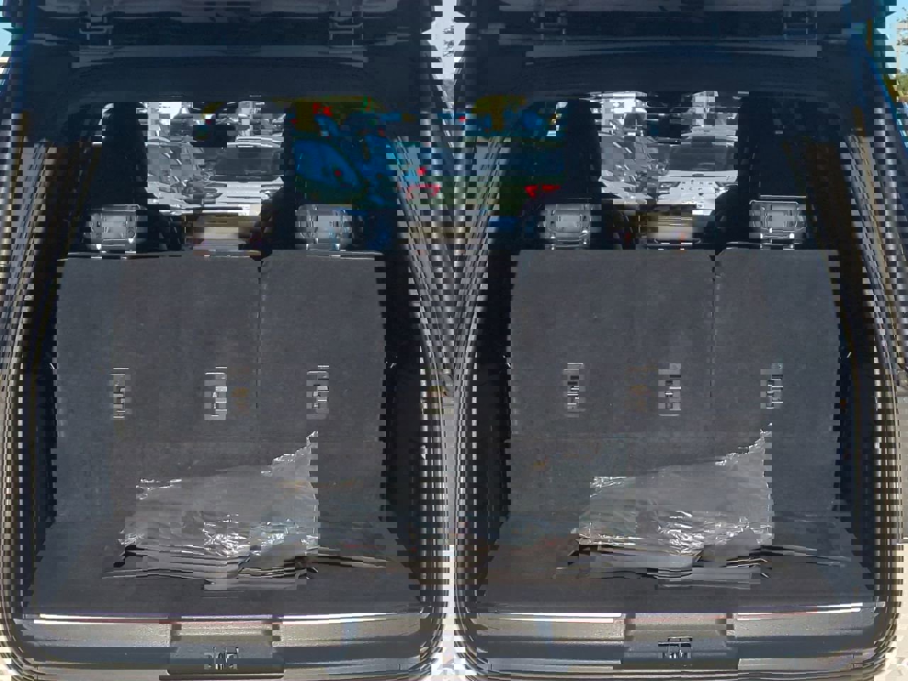 Certified 2024 Lincoln Navigator L Reserve image 13