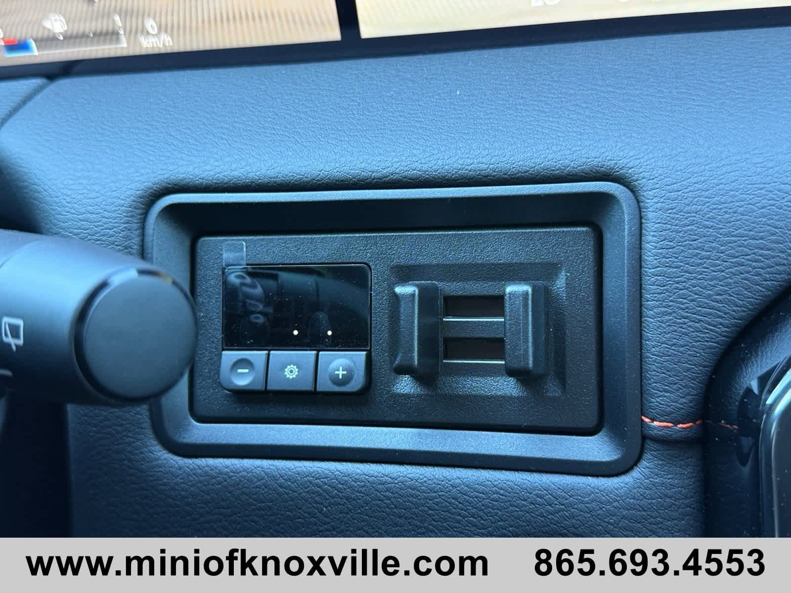 Used 2025 Nissan Armada PRO-4X AWD/4WD image 29
