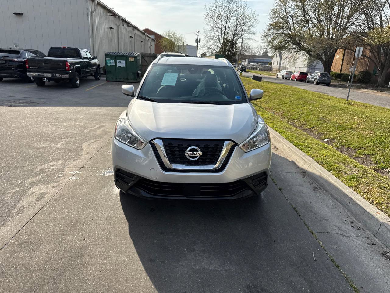 Used 2020 Nissan Kicks SV image 5