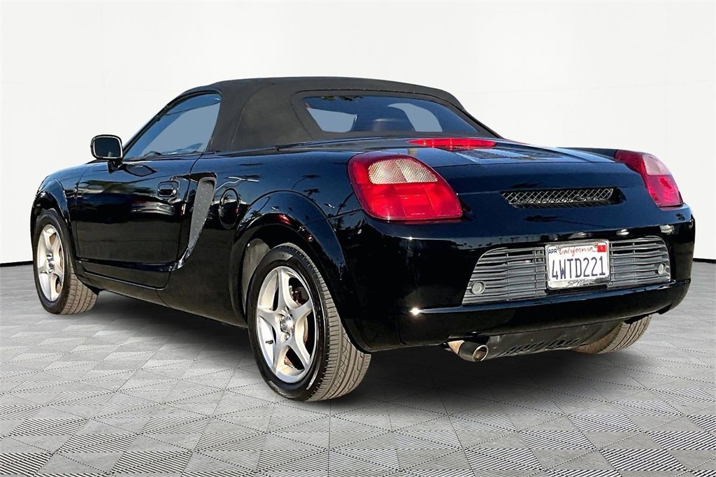 Used 2002 Toyota MR2 image 6