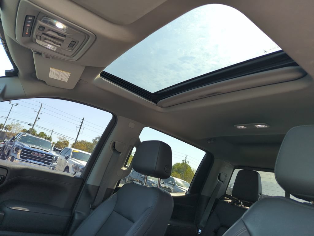 Used 2021 GMC Sierra 1500 SLT w/ SLT Premium Plus Package AWD/4WD image 27