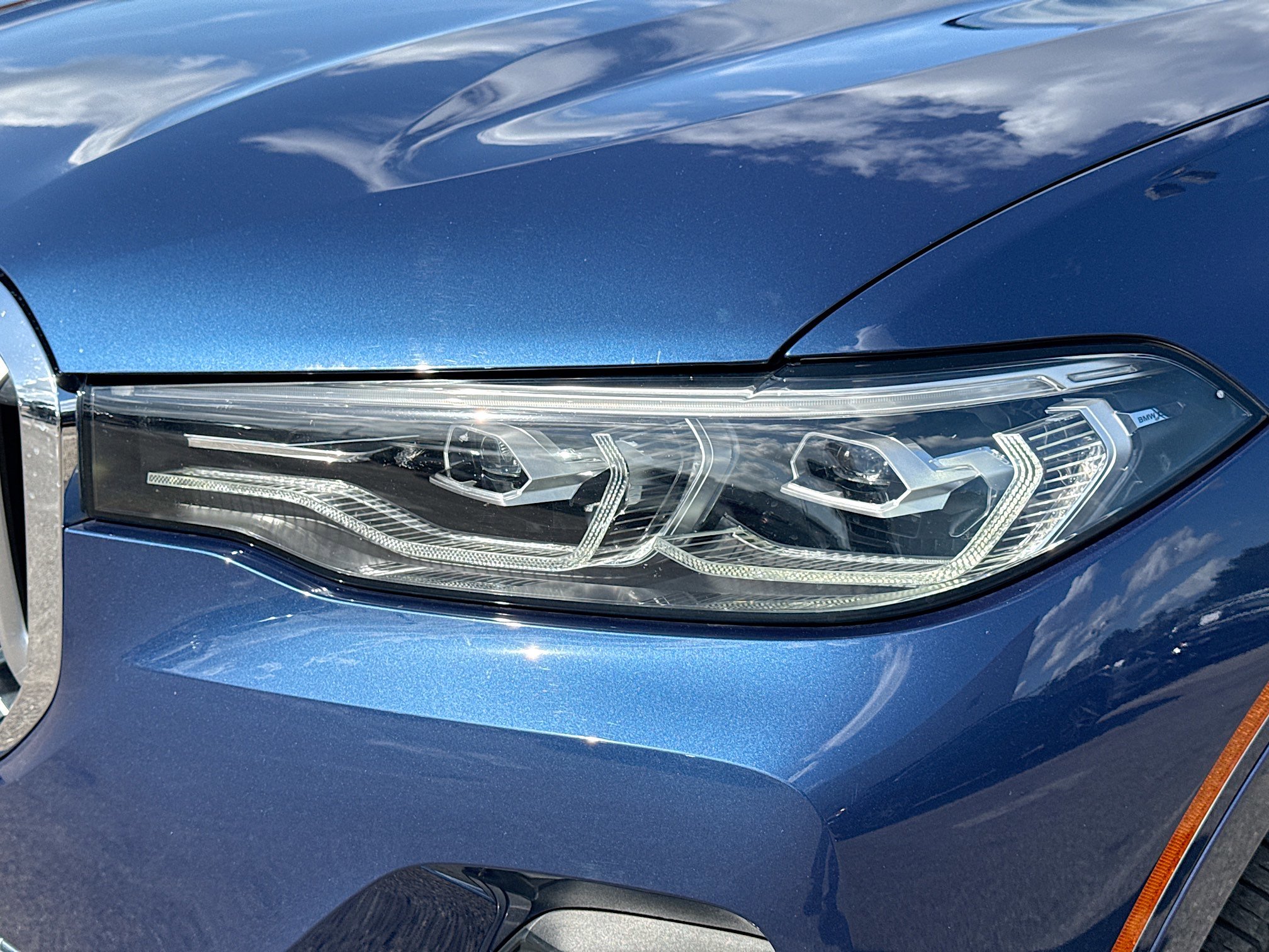 Used 2020 BMW X7 xDrive40i w/ Premium Package image 9