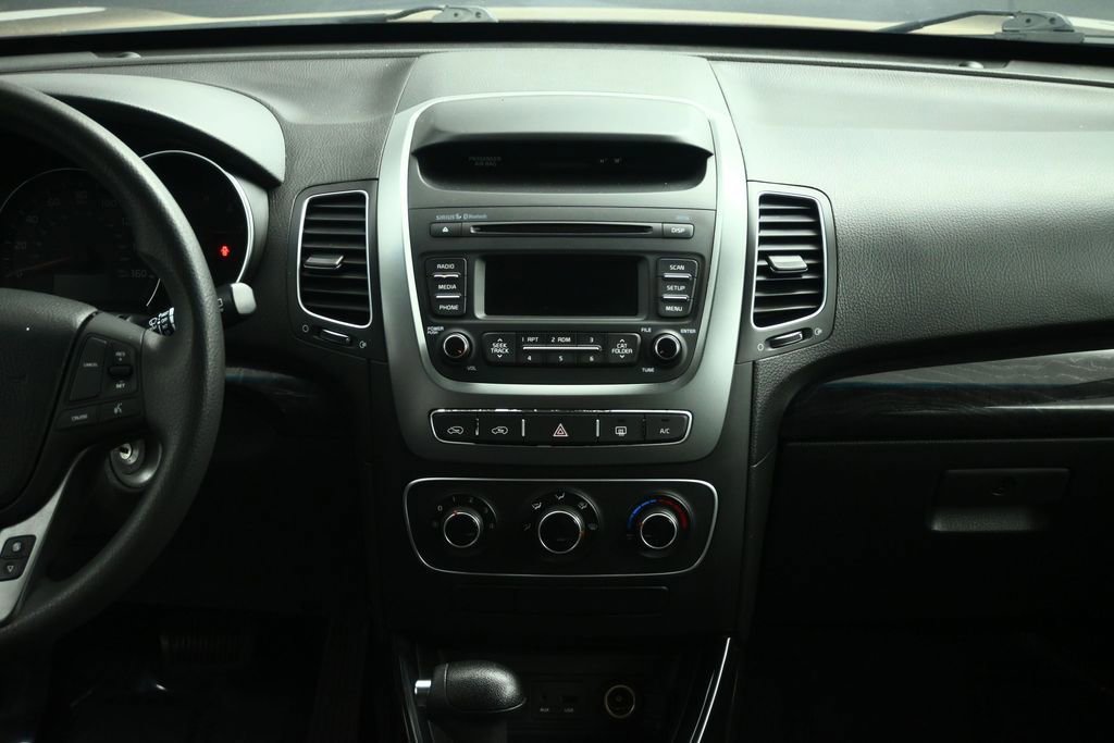 Used 2015 Kia Sorento LX FWD image 37