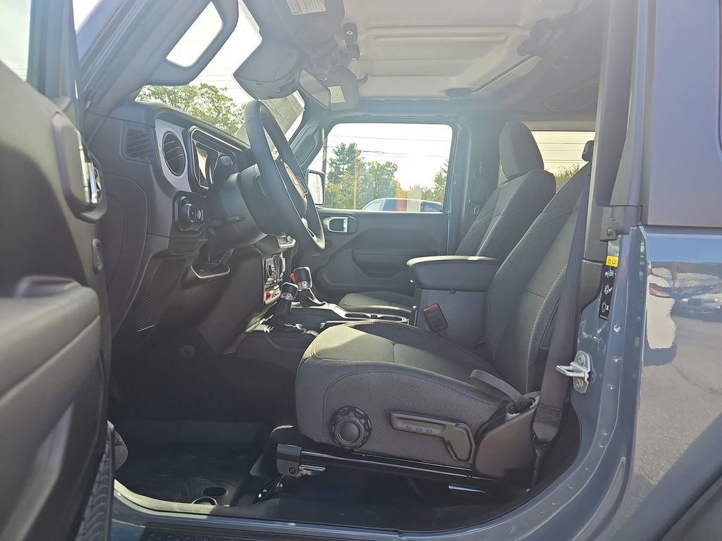 New 2025 Jeep Wrangler Sport image 10