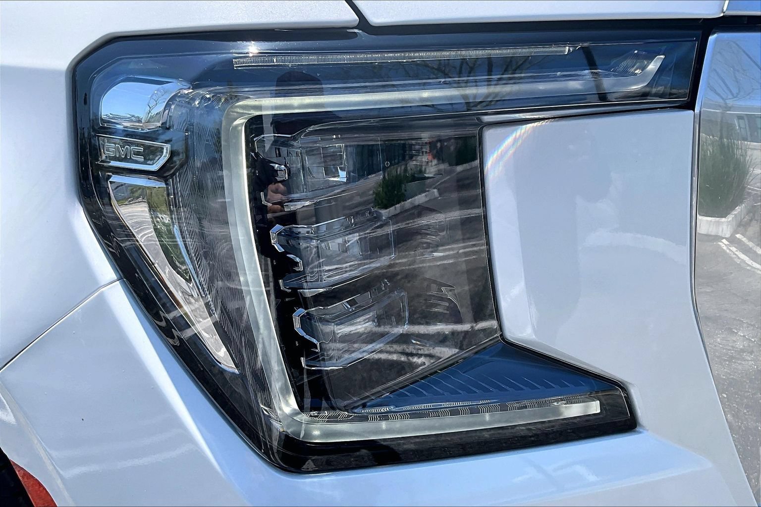 Used 2024 GMC Yukon Denali AWD/4WD image 25
