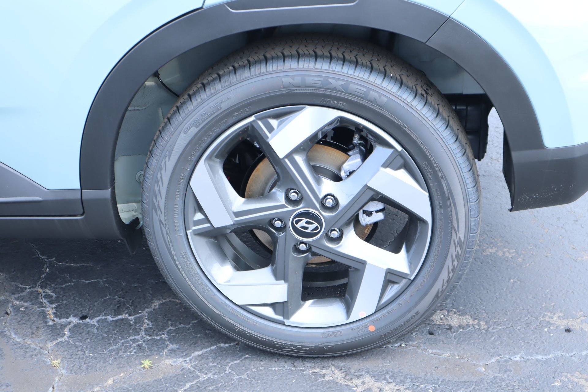 New 2026 Hyundai Venue SEL FWD image 19