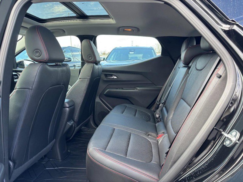 New 2027 Chevrolet Bolt RS w/ Technology Package FWD image 5