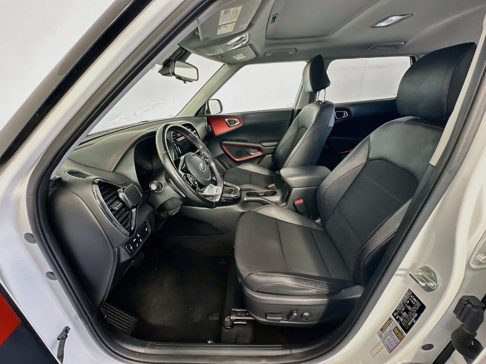 Used 2021 Kia Soul Turbo FWD image 22
