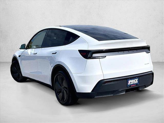 Used 2026 Tesla Model Y AWD image 12