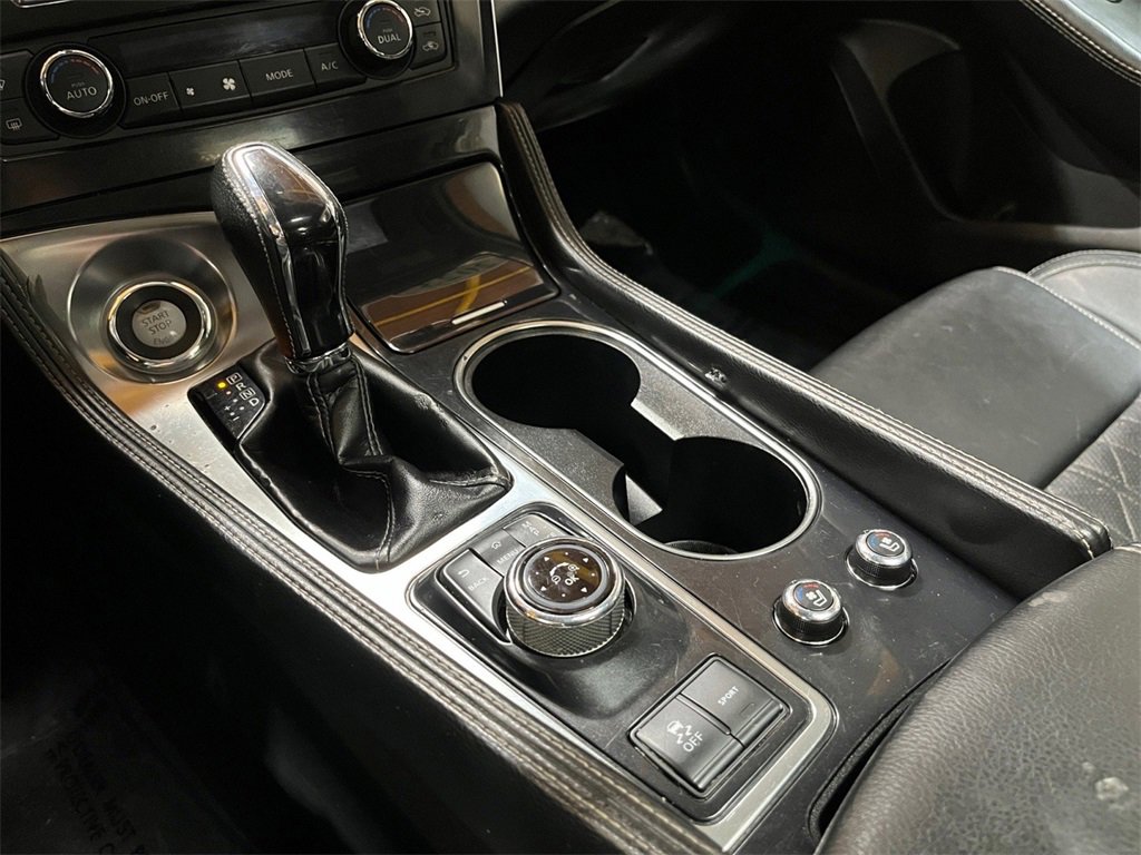 Used 2023 Nissan Maxima Platinum image 39