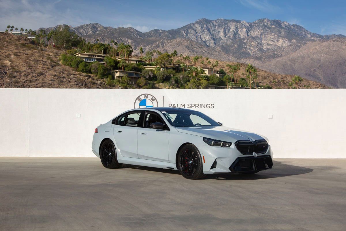 New 2026 BMW M5 w/ Carbon Package image 2
