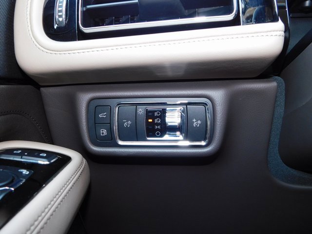 Used 2023 Lincoln Aviator Grand Touring w/ Elements Package Plus image 35