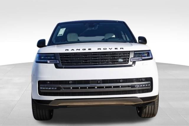 New 2025 Land Rover Range Rover SE image 2